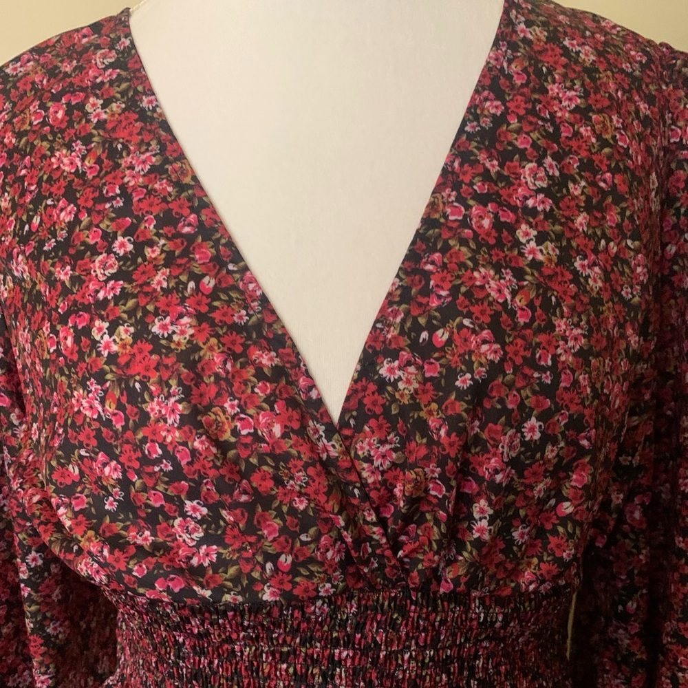 Shein XL burgundy floral blouse - Picture 2 of 8